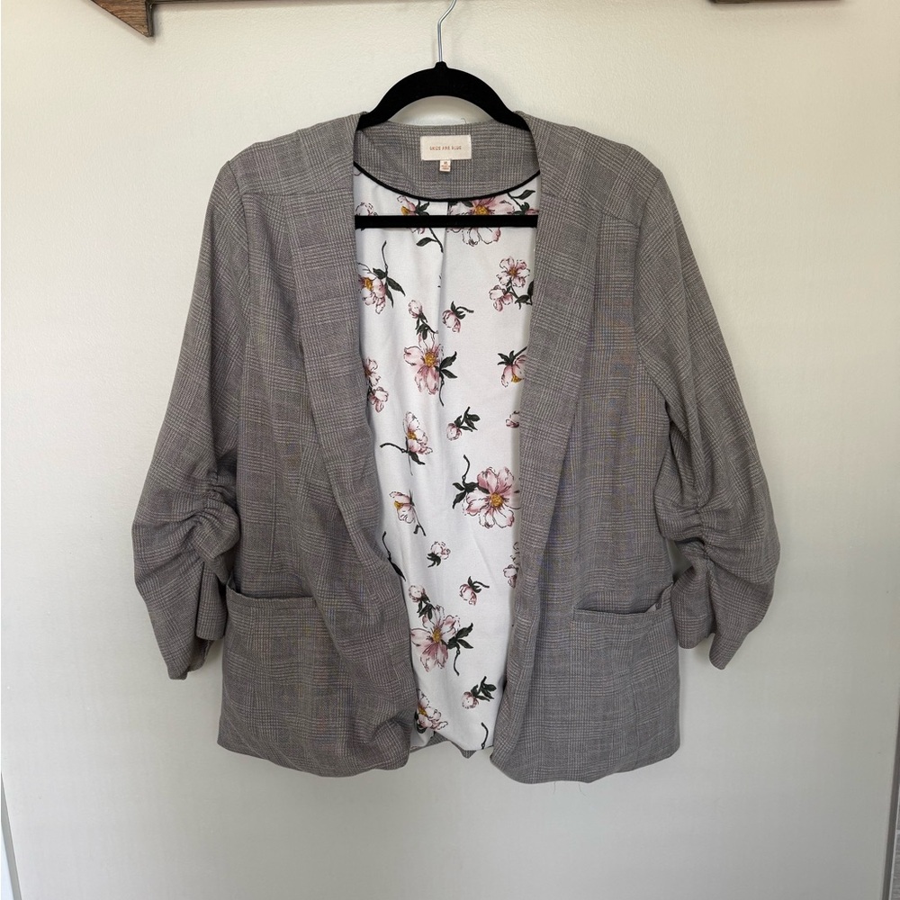 Skies Are Blue Gray Blazer - Picture 2 of 5
